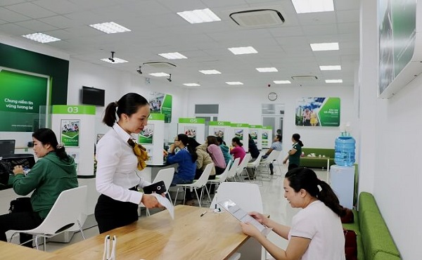 Sử dụng internet banking Vietcombank khách hàng có thể giao dịch bất cứ đâu