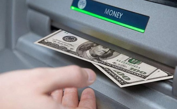 Rút tiền mặt từ thẻ tín dụng Vietcombank thanh toán trong tiêu dùng cá nhân