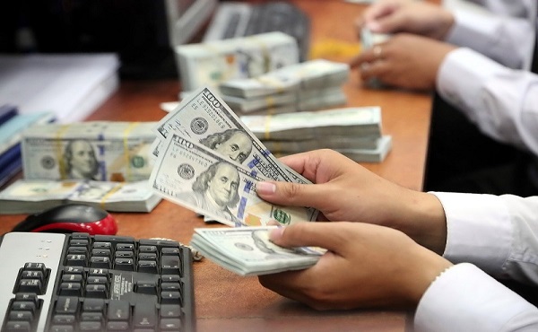 Thủ tục mua/bán trao đổi ngoại tệ tại Vietcombank đơn giản và nhanh chóng