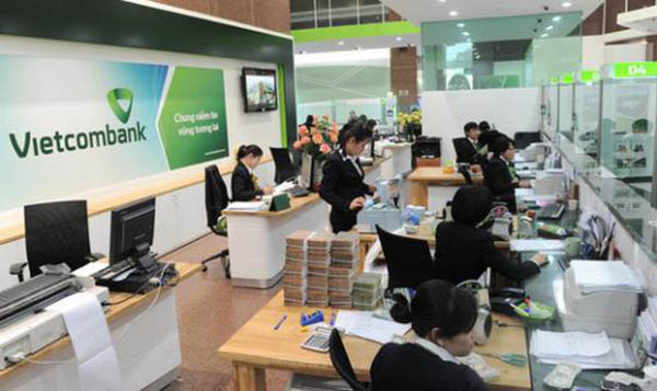 Lãi suất vay tín chấp ngân hàng VietcomBank Online