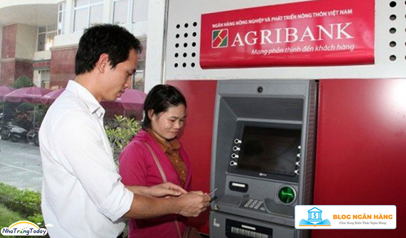 Thời gian chuyển tiền tại cây ATM